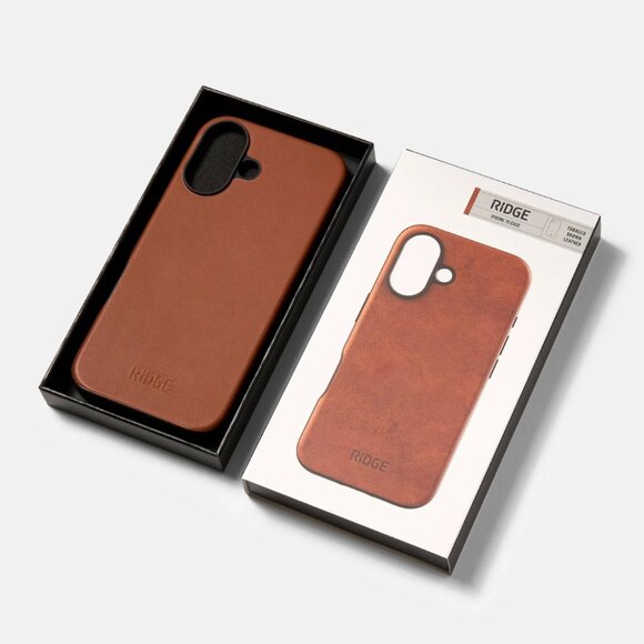 Ridge Case for iPhone 16 Oil-Waxed Full-Grain Leather in Tobacco Brown NIB - Picture 1 of 11